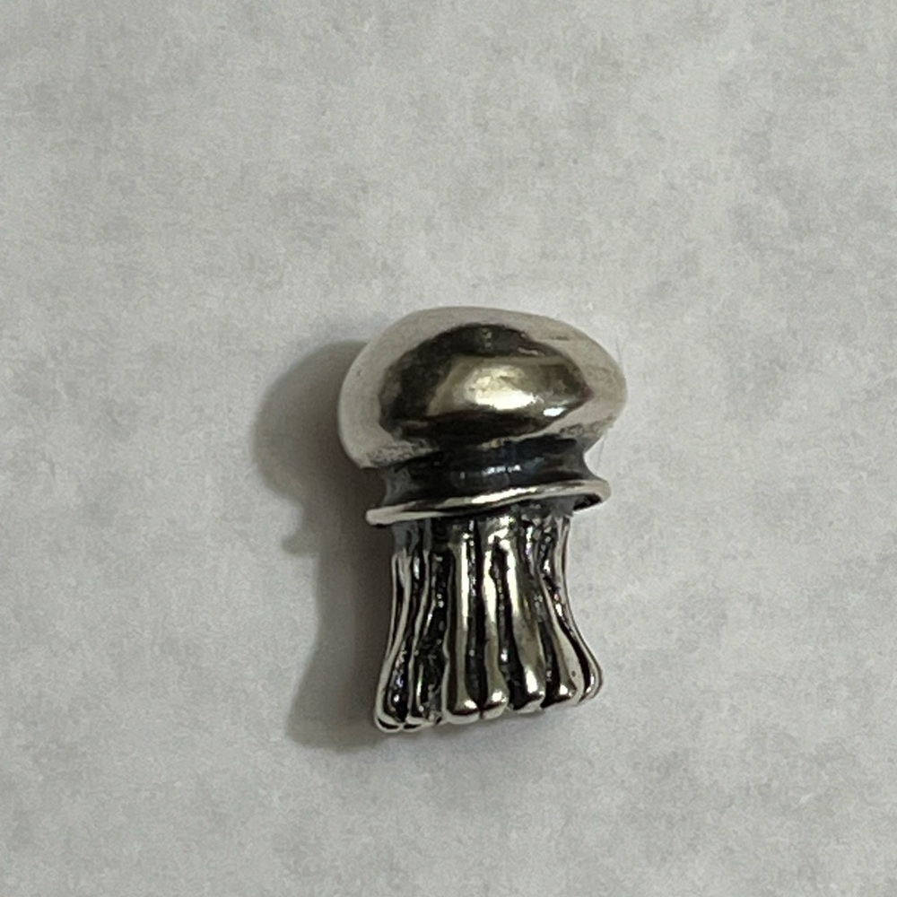 Retired HTF Trollbeads Jellyfish silver bead charm!
